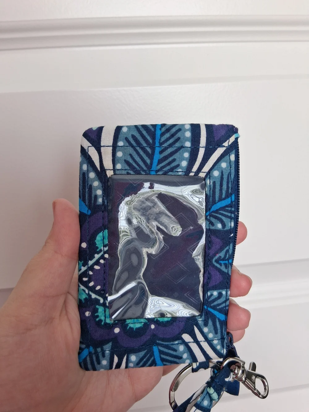 Vera Bradley Navy Floral Pattern Landyard ID Wallet - Picture 8 of 8
